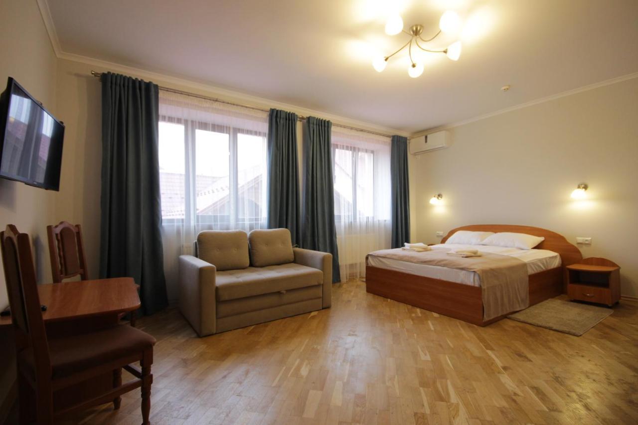 Valentyna Hotel Skhidnytsia Kültér fotó