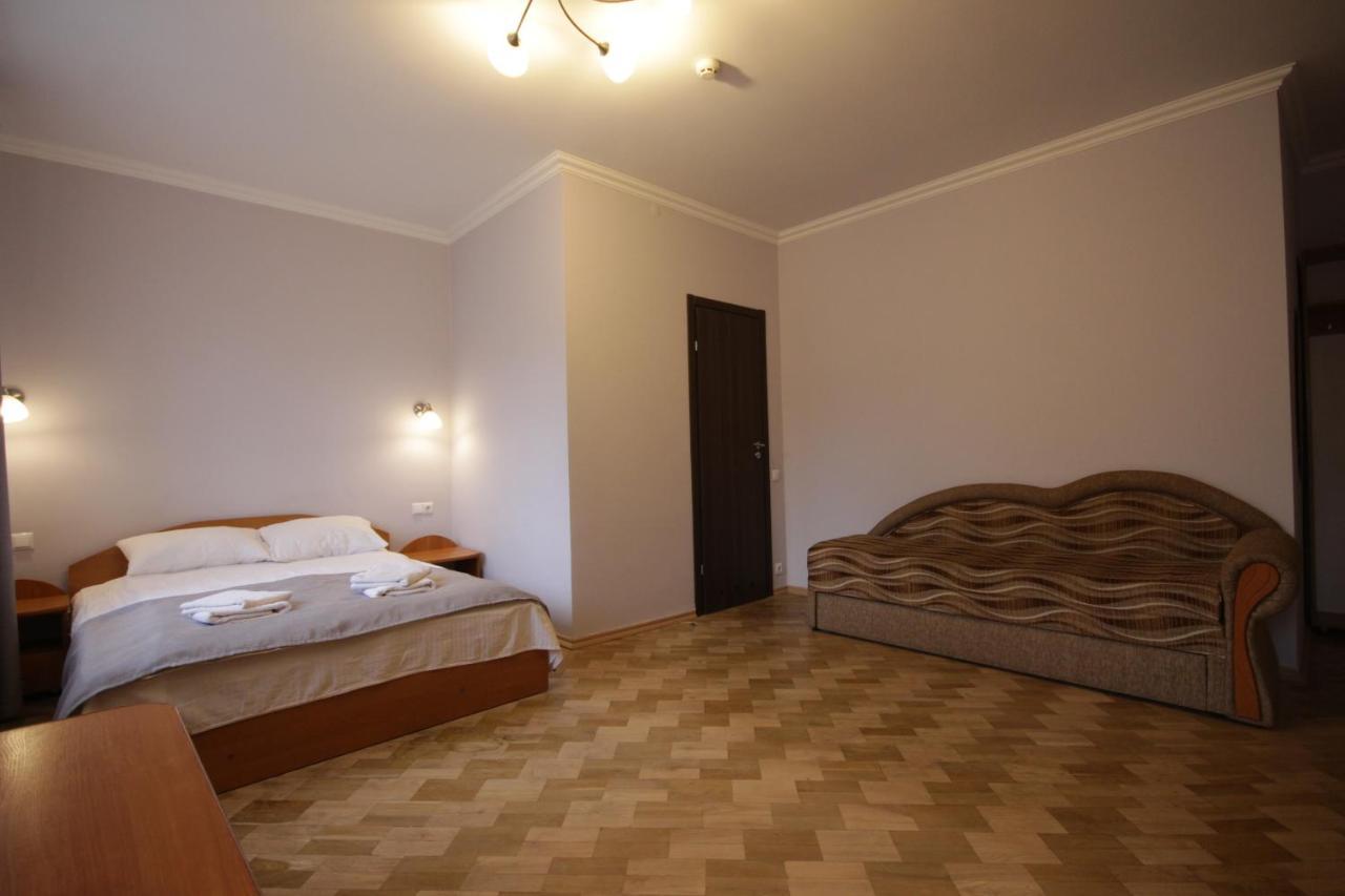 Valentyna Hotel Skhidnytsia Kültér fotó